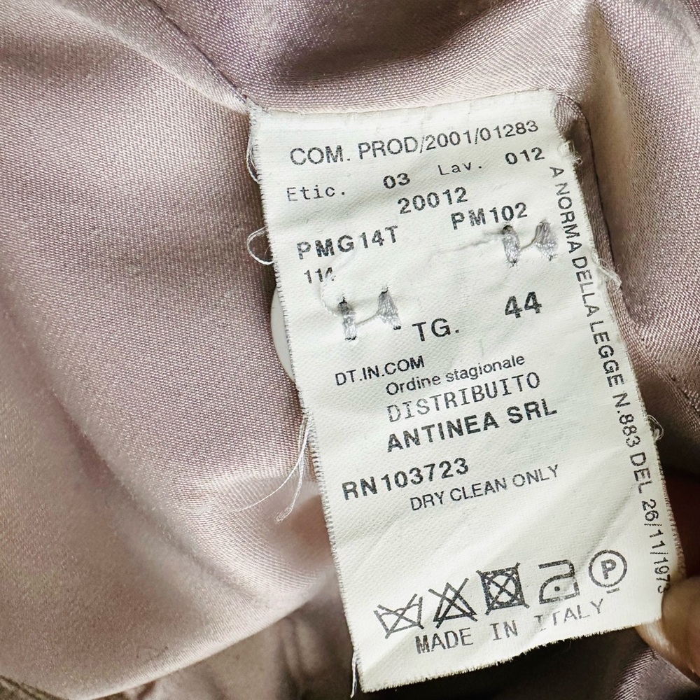 Armani Collezioni Women’s Cashmere Blazer - Picture 9 of 9